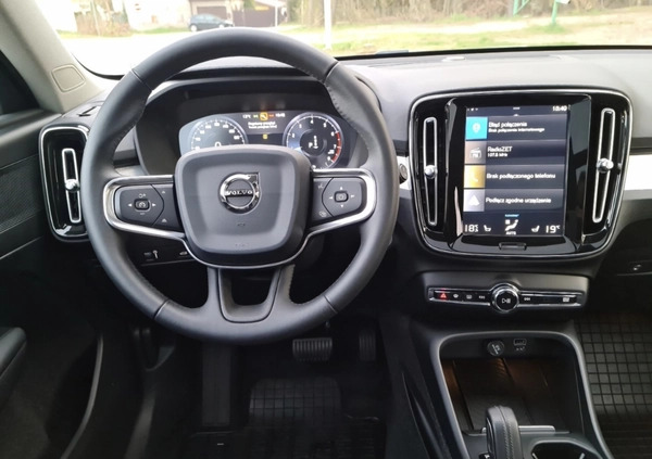 Volvo XC 40 cena 114900 przebieg: 47500, rok produkcji 2019 z Sulejówek małe 191